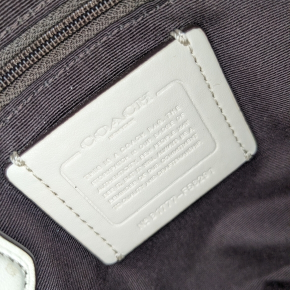 COACH White Monogram handbag - Picture 4 of 12